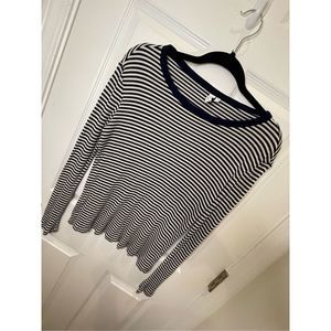 Paris Atelier Women’s long sleeve top blouse striped Large stretchy